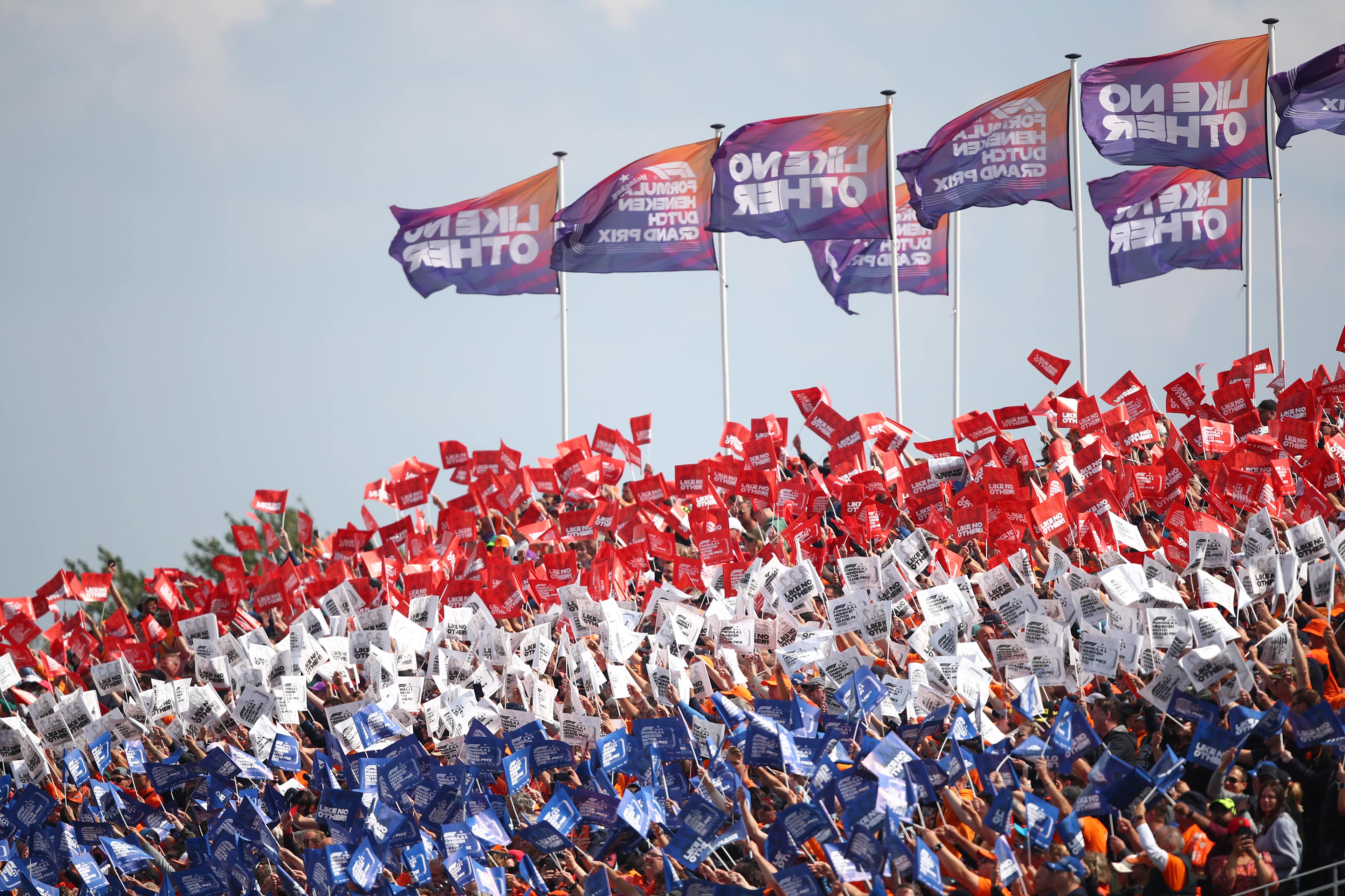 https://media.formula1.com/image/upload/f_auto/q_auto/v1724590378/trackside-images/2024/F1_Grand_Prix_of_Netherlands/2168376367.jpg