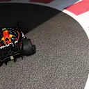 ABU DHABI, UNITED ARAB EMIRATES - DECEMBER 05: Arvid Lindblad of Great Britain driving the (36) Oracle Red Bull Racing RB21 on track during practice ahead of the F1 Grand Prix of Abu Dhabi at Yas Marina Circuit on December 05, 2025 in Abu Dhabi, United Arab Emirates. (Photo by Rudy Carezzevoli/Getty Images)