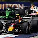 SPIELBERG, AUSTRIA - JUNE 29: Yuki Tsunoda of Japan driving the (22) Oracle Red Bull Racing RB21 leads Nico Hulkenberg of Germany driving the (27) Kick Sauber C45 Ferrari and Isack Hadjar of France driving the (6) Visa Cash App Racing Bulls VCARB 02 on track during the F1 Grand Prix of Austria at Red Bull Ring on June 29, 2025 in Spielberg, Austria. (Photo by Mark Sutton - Formula 1/Formula 1 via Getty Images)