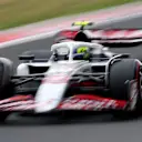 BUDAPEST, HUNGARY - AUGUST 02: Oliver Bearman of Great Britain driving the (87) Haas F1 VF-25 Ferrari on track during qualifying ahead of the F1 Grand Prix of Hungary at Hungaroring on August 02, 2025 in Budapest, Hungary. (Photo by Clive Rose/Getty Images)