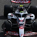 BAHRAIN, BAHRAIN - FEBRUARY 26: Oliver Bearman of Great Britain driving the (87) Haas F1 VF-25