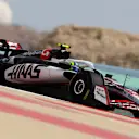 BAHRAIN, BAHRAIN - FEBRUARY 28: Oliver Bearman of Great Britain driving the (87) Haas F1 VF-25