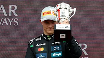 GENERAL%20CROP%20-%202025-07-06T183952.227.png