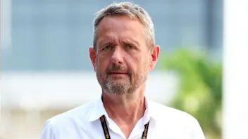 Steve%20Nielsen%20header%20image.png