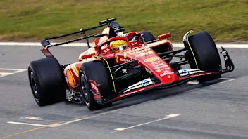 pirelliprivatetestingbarcelonaday1-07.jpg