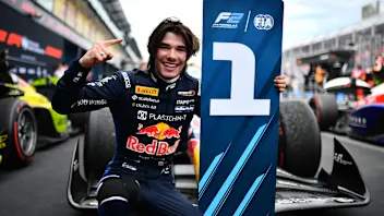 MELBOURNE, AUSTRALIA - MARCH 08: Race winner Nikola Tsolov of Bulgaria and Campos Racing (6)