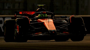 ABU DHABI, UNITED ARAB EMIRATES - DECEMBER 05: Lando Norris of Great Britain driving the (4)