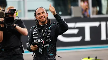 YAS MARINA CIRCUIT, UNITED ARAB EMIRATES - DECEMBER 08: Sir Lewis Hamilton, Mercedes-AMG F1 Team,