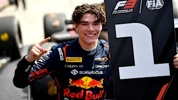 BAHRAIN, BAHRAIN - APRIL 12: Race winner Nikola Tsolov of Bulgaria and Campos Racing (12)