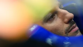 BAHRAIN, BAHRAIN - FEBRUARY 21: Daniel Ricciardo of Australia and Visa Cash App RB prepares to