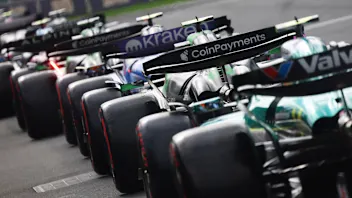 MELBOURNE, AUSTRALIA - MARCH 15: Gabriel Bortoleto of Brazil driving the (5) Kick Sauber C45