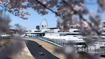 SUZUKA, JAPAN - APRIL 04: Gabriel Bortoleto of Brazil driving the (5) Kick Sauber C45 Ferrari leads