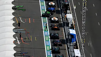 BAKU, AZERBAIJAN - SEPTEMBER 19: Lando Norris of Great Britain driving the (4) McLaren MCL39