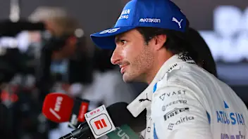 MEXICO CITY, MEXICO - OCTOBER 25: Seventh placed qualifier Carlos Sainz of Spain and Williams is