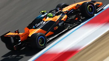 BAHRAIN, BAHRAIN - FEBRUARY 19: Lando Norris of Great Britain driving the (1) McLaren MCL40