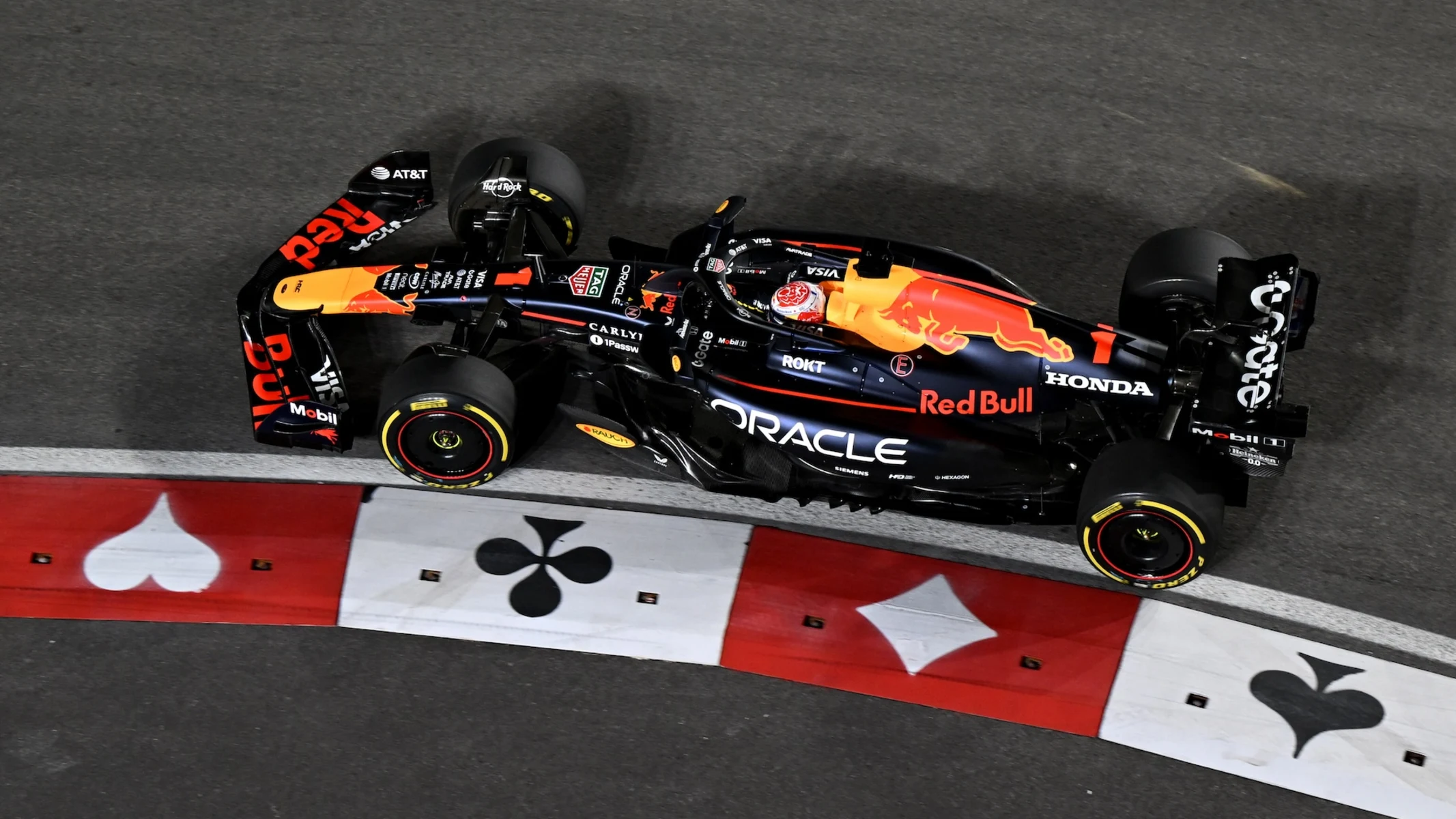 LAS VEGAS, NEVADA - NOVEMBER 22: Max Verstappen of the Netherlands driving the (1) Oracle Red Bull