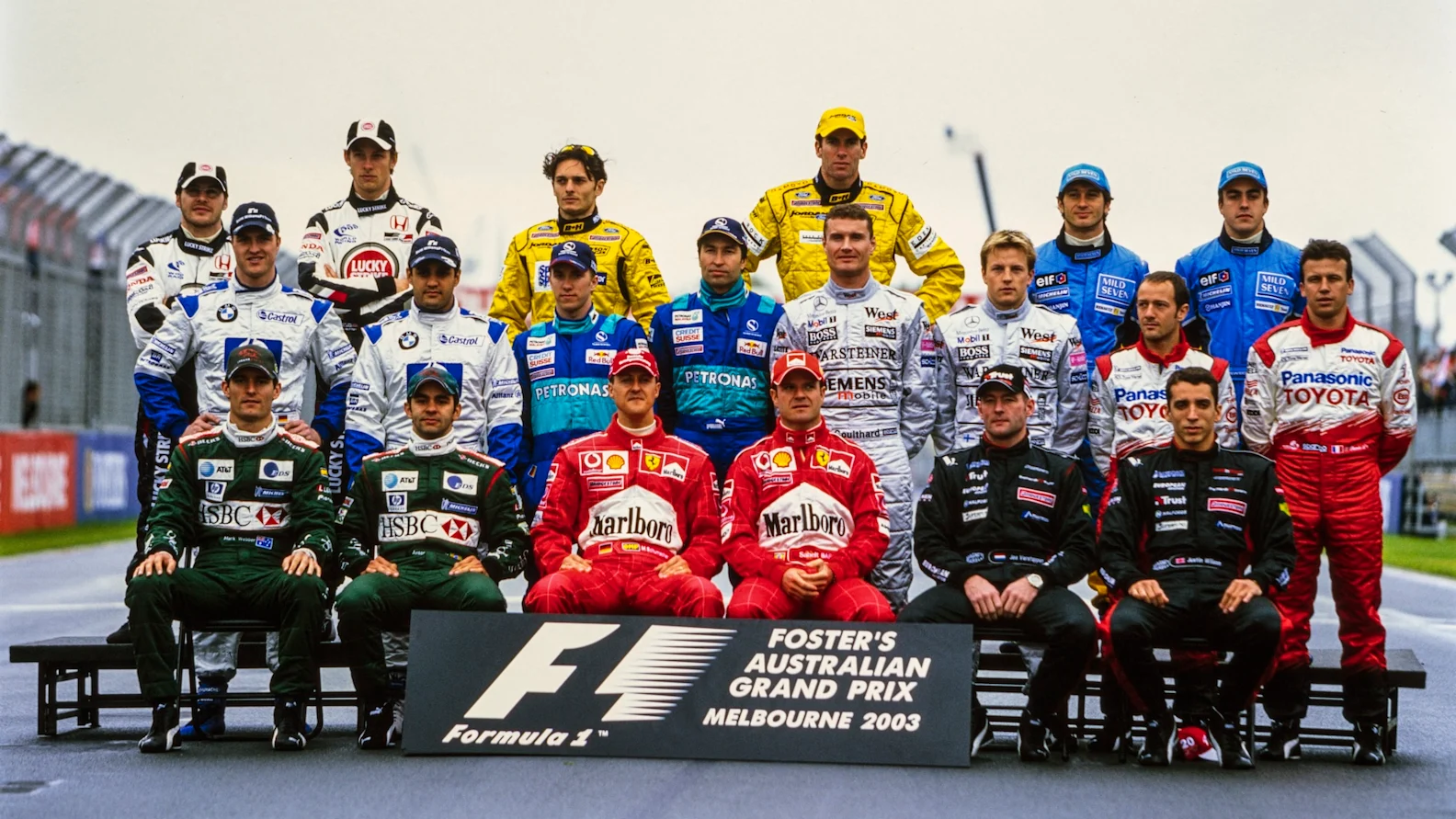 MELBOURNE GRAND PRIX CIRCUIT, AUSTRALIA - MARCH 09: start of season drivers group photo. Back row;
