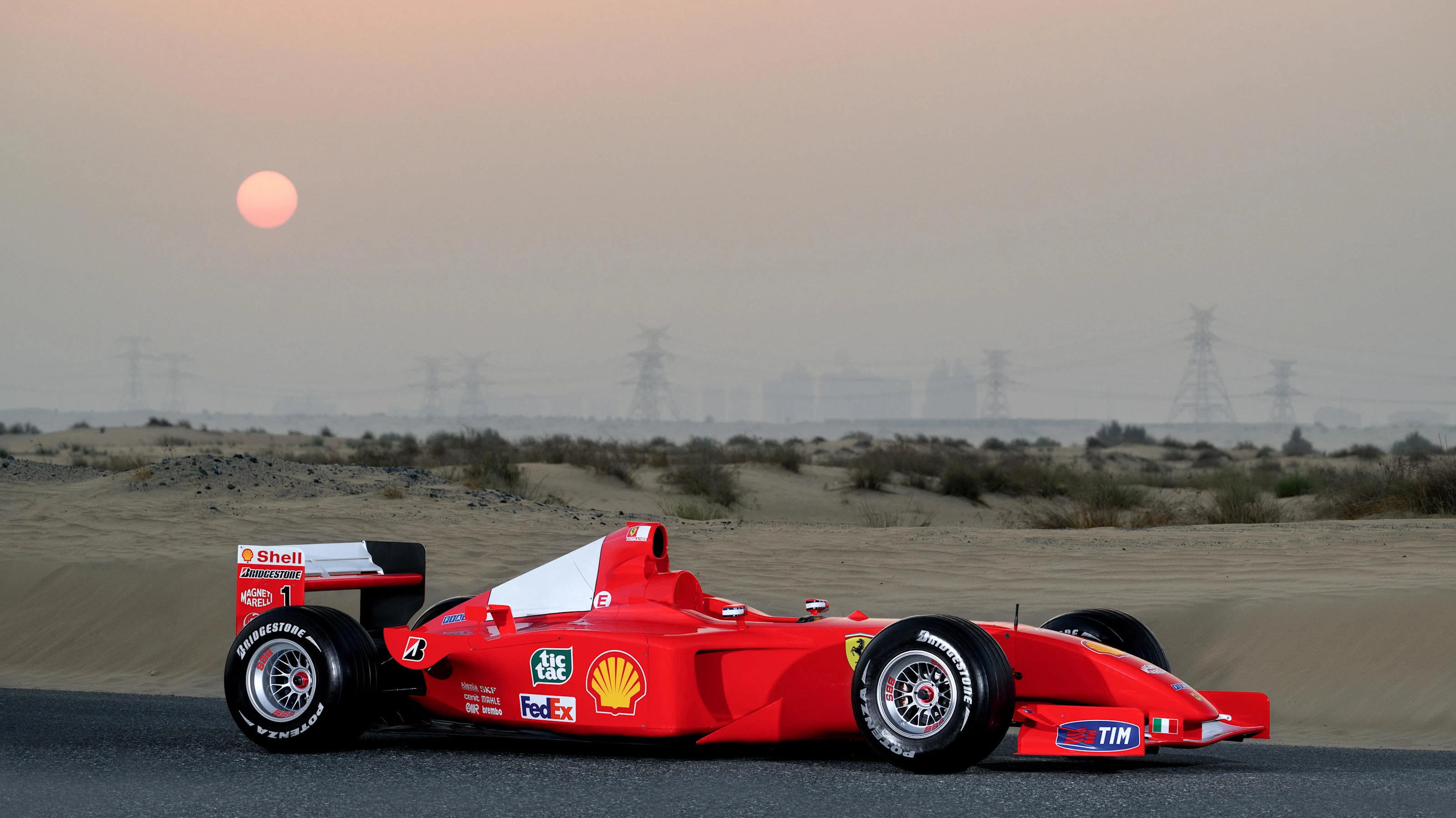 Ferrari_1.jpeg