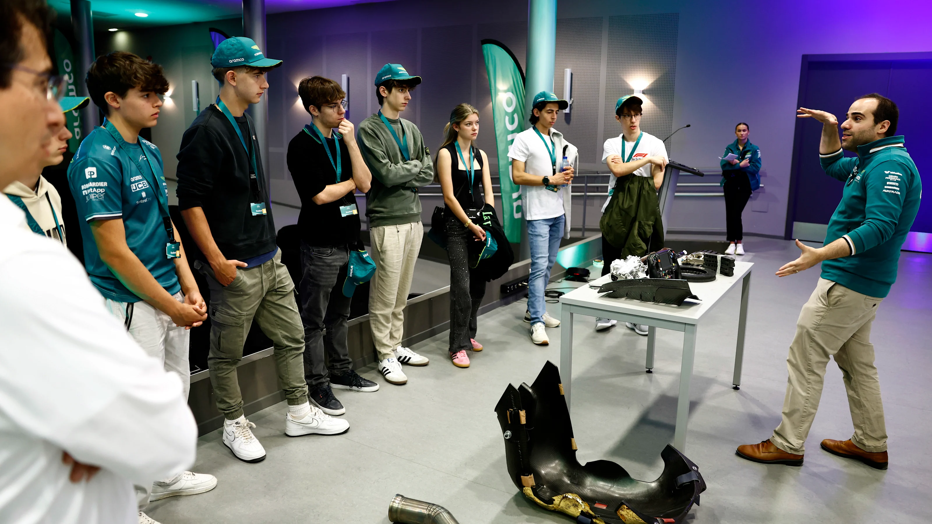 portrait, Museo y Circuito Fernando Alonso, F12413a, F1, GP, Spain
Students during a workshop