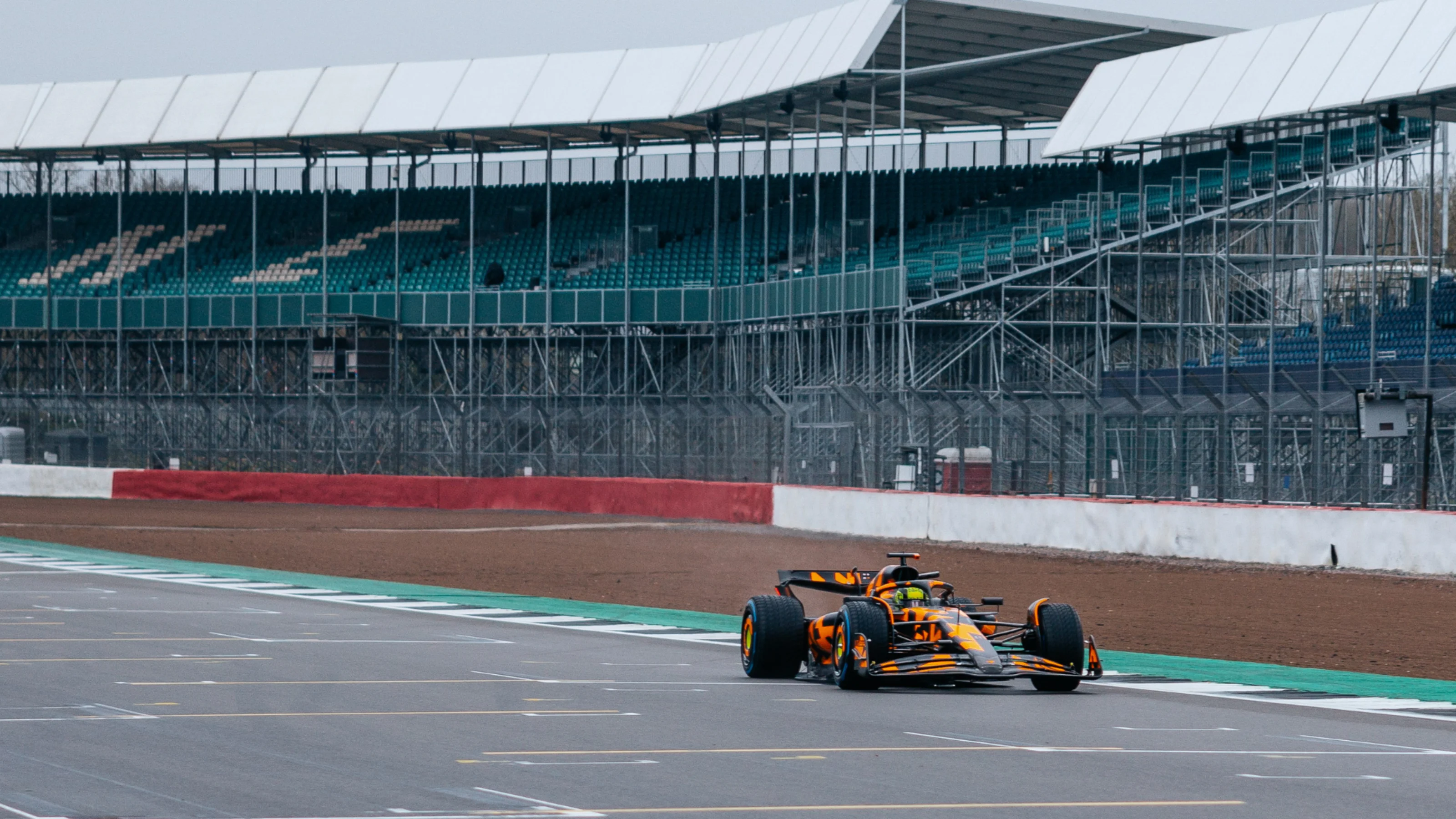 Formula 1 header templates McLaren.png