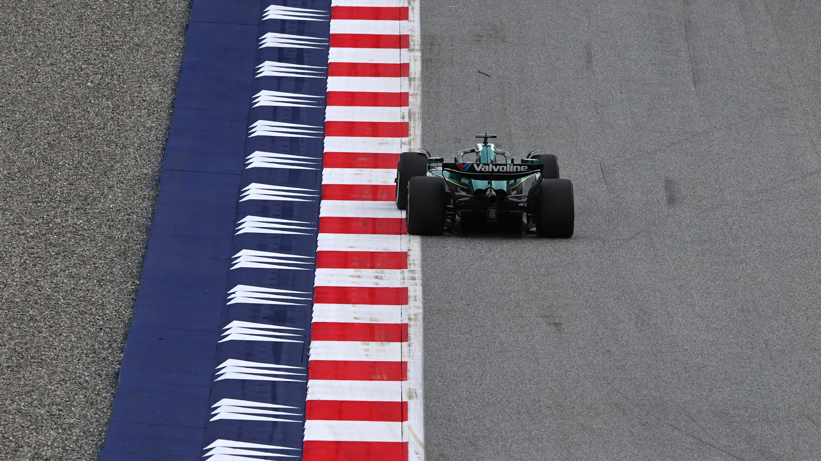 SPIELBERG, AUSTRIA - JUNE 27: Lance Stroll of Canada driving the (18) Aston Martin F1 Team AMR25