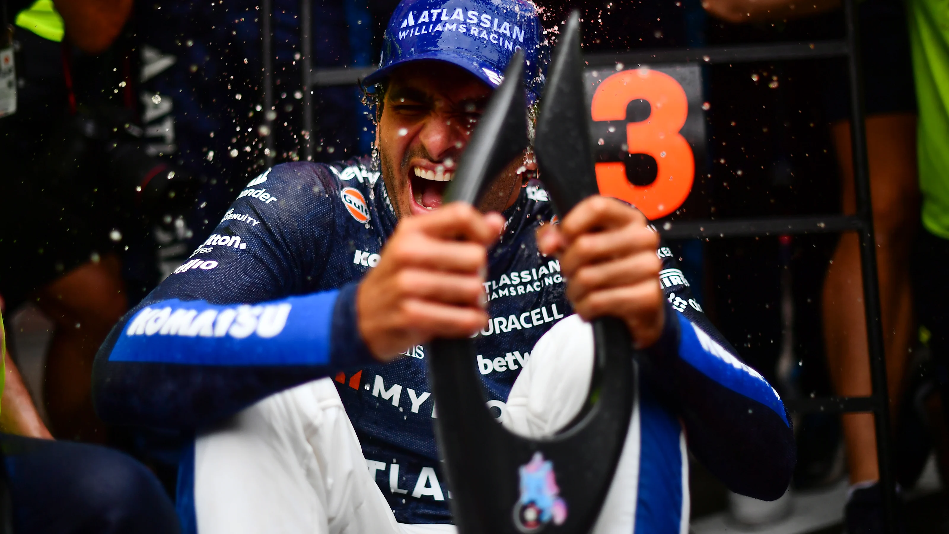 BAKU, AZERBAIJAN - SEPTEMBER 21: Third placed Carlos Sainz of Spain and Williams celebrates with