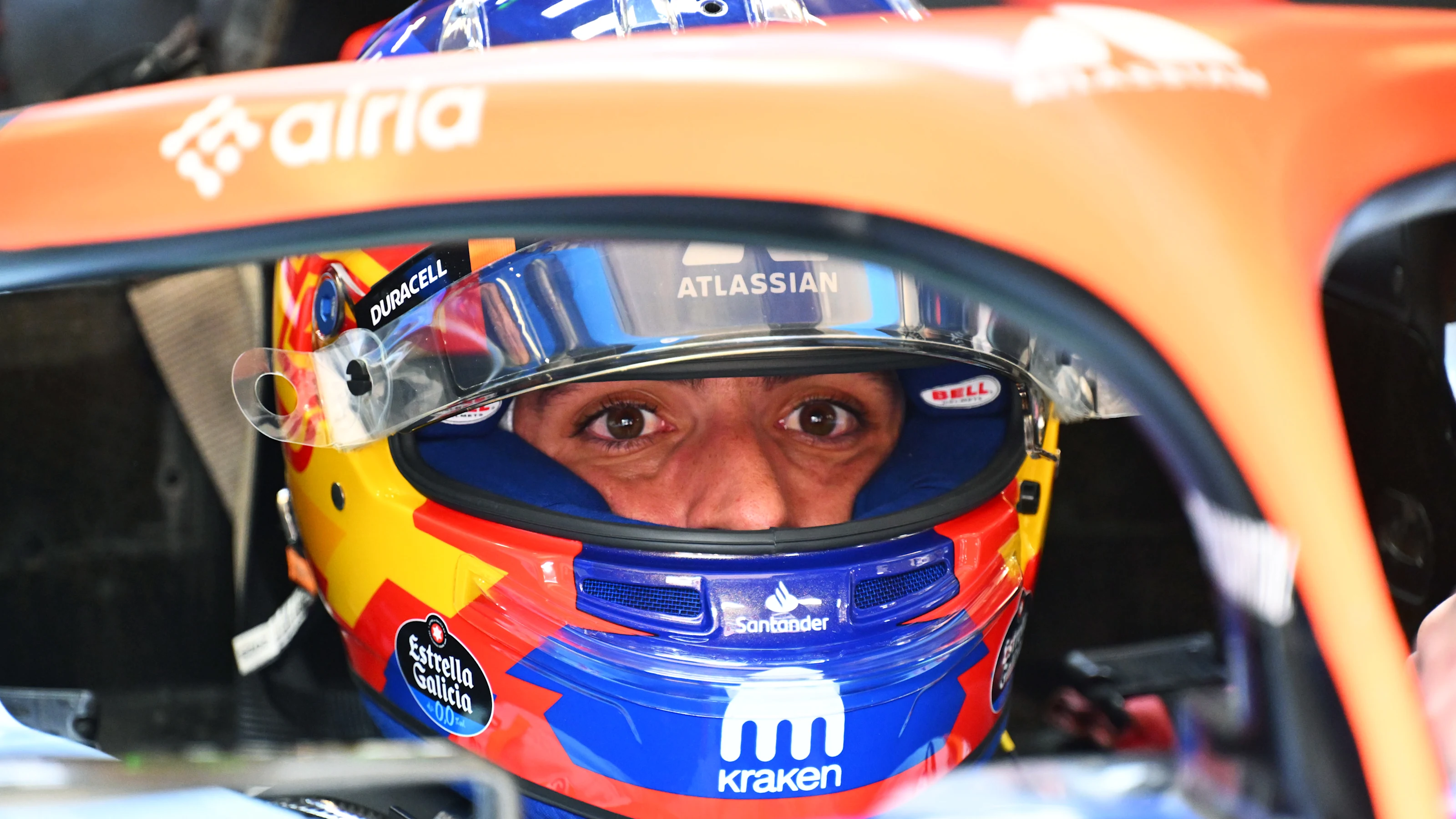 SAO PAULO, BRAZIL - NOVEMBER 07: Carlos Sainz of Spain and Williams prepares to drive during Sprint