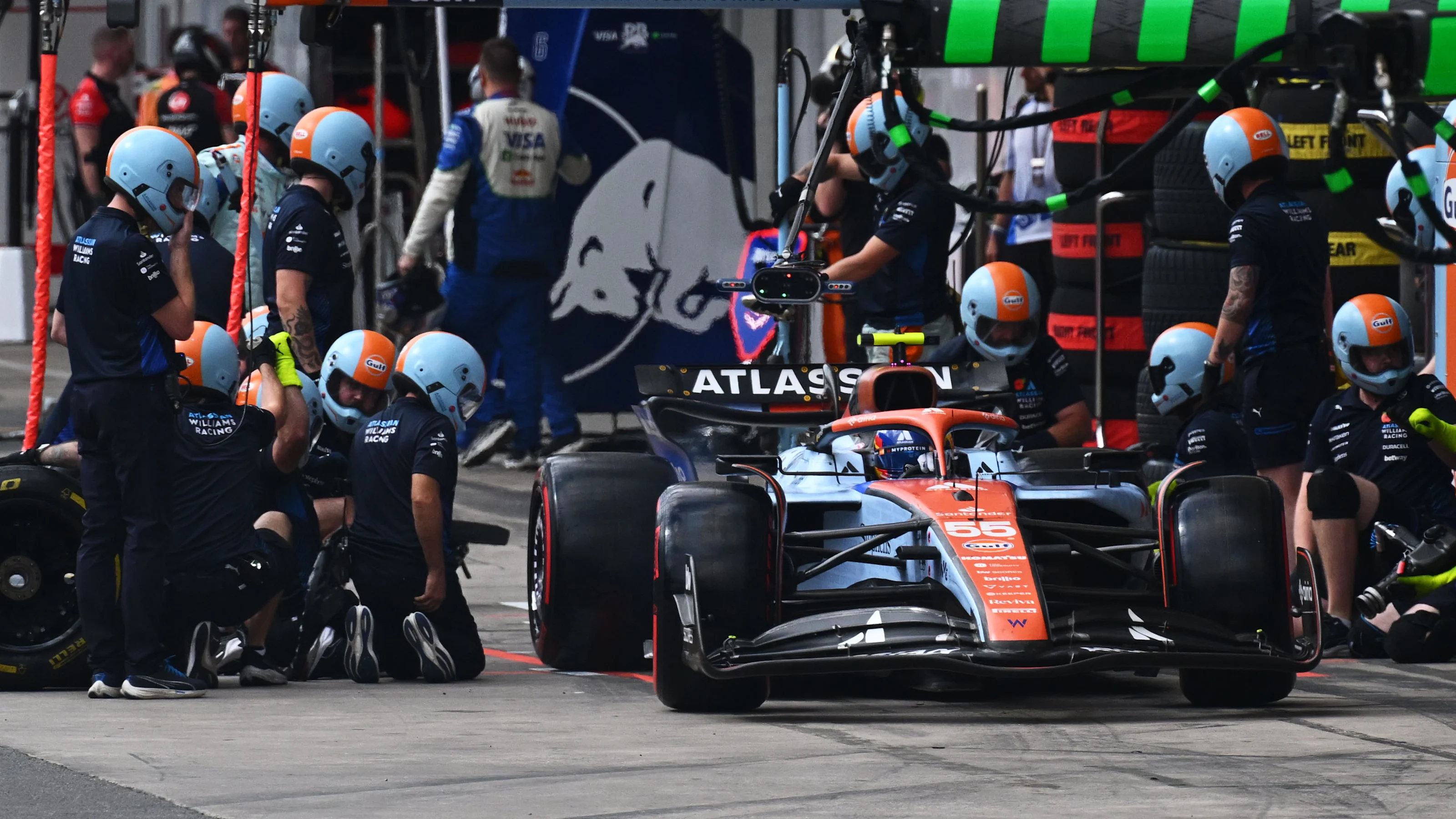 SAO PAULO, BRAZIL - NOVEMBER 08: Carlos Sainz of Spain driving the (55) Williams FW47 Mercedes
