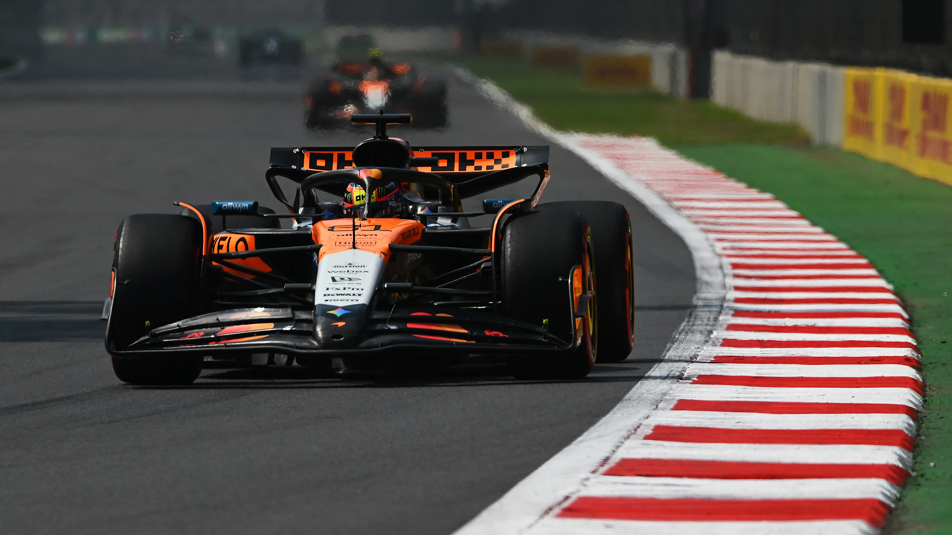 MEXICO CITY, MEXICO - OCTOBER 24: Oscar Piastri of Australia driving the (81) McLaren MCL39