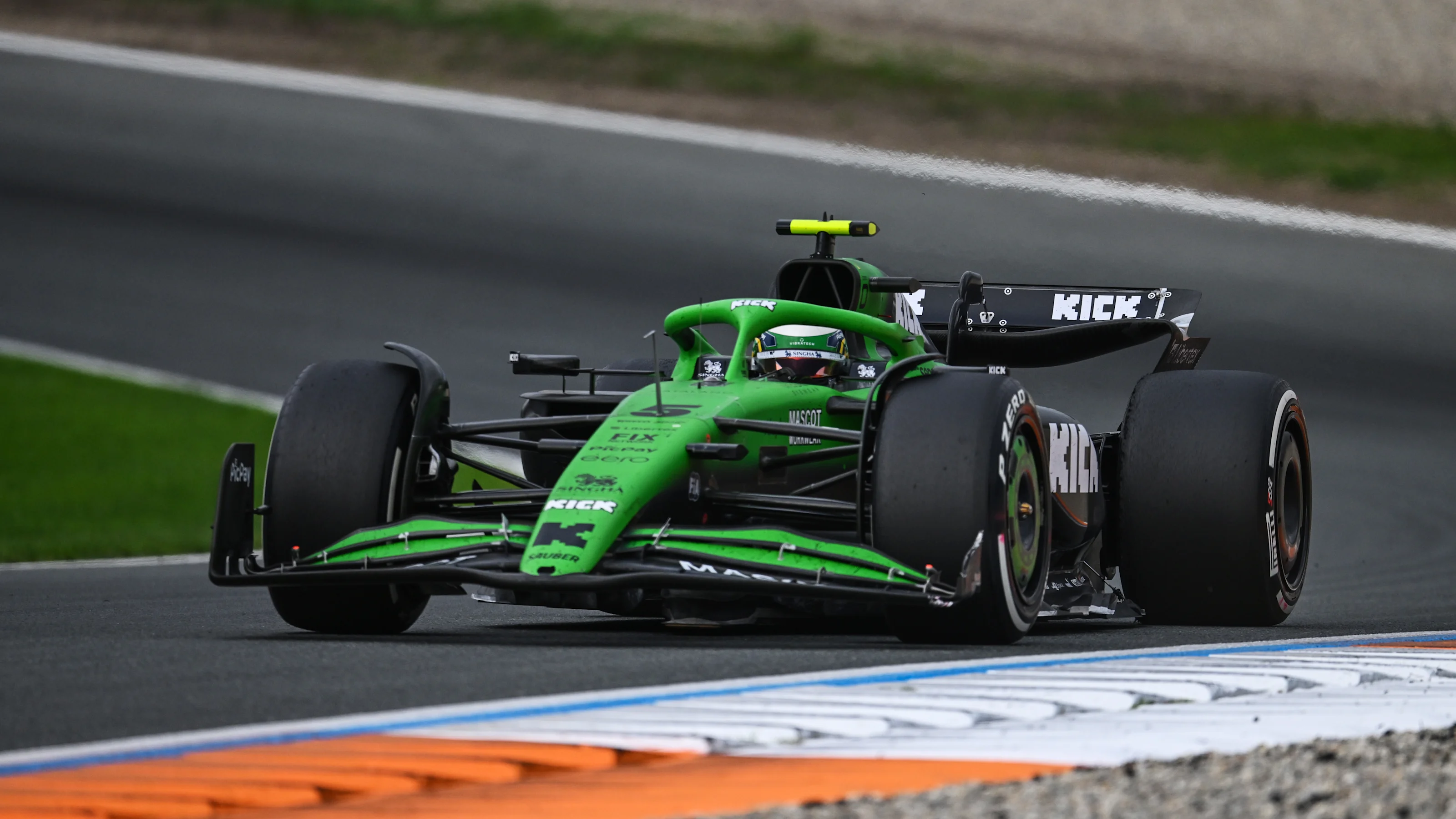 ZANDVOORT, NETHERLANDS - AUGUST 31: Gabriel Bortoleto of Brazil driving the (5) Kick Sauber C45