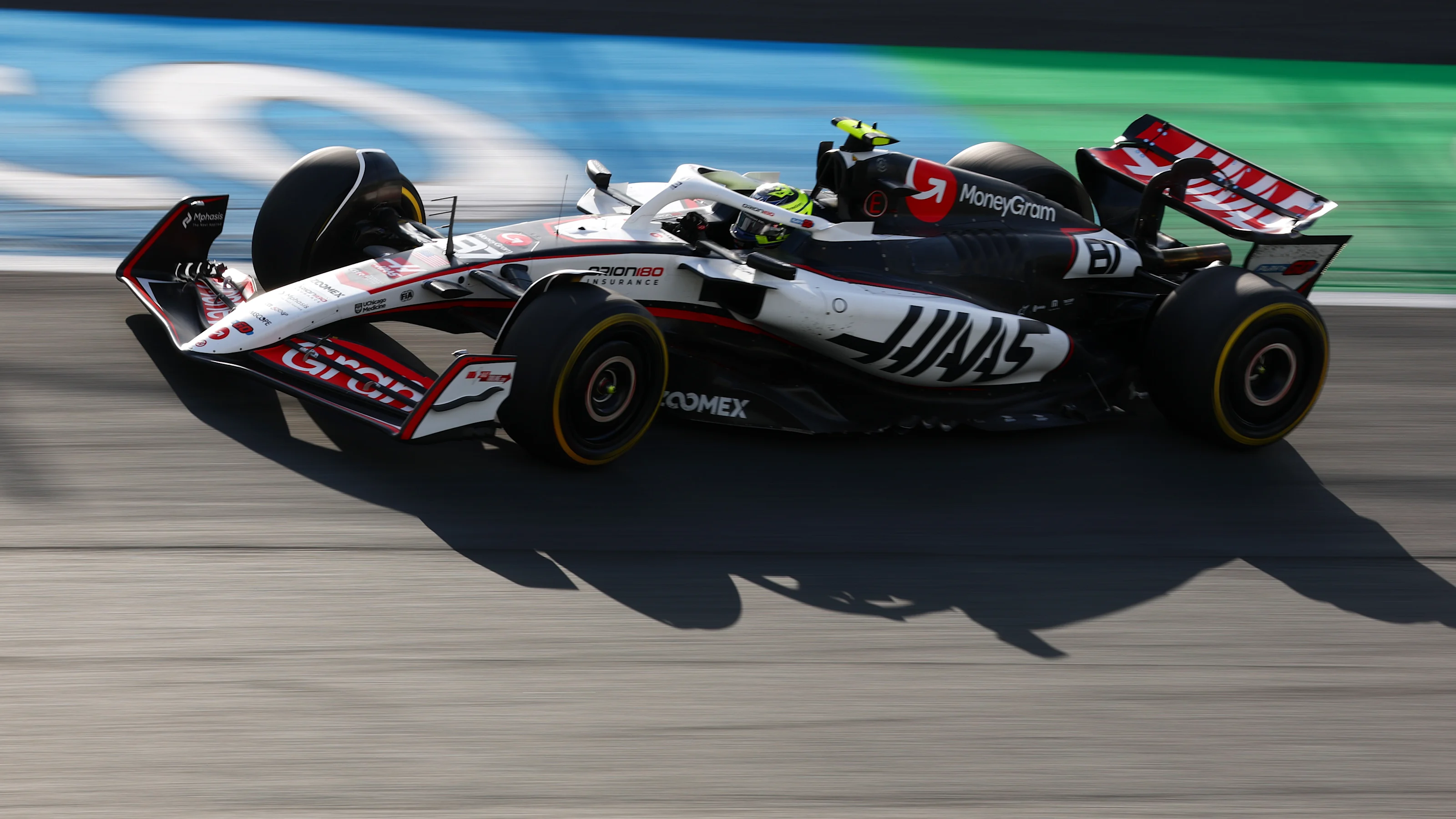 ZANDVOORT, NETHERLANDS - AUGUST 29: Oliver Bearman of Great Britain driving the (87) Haas F1 VF-25