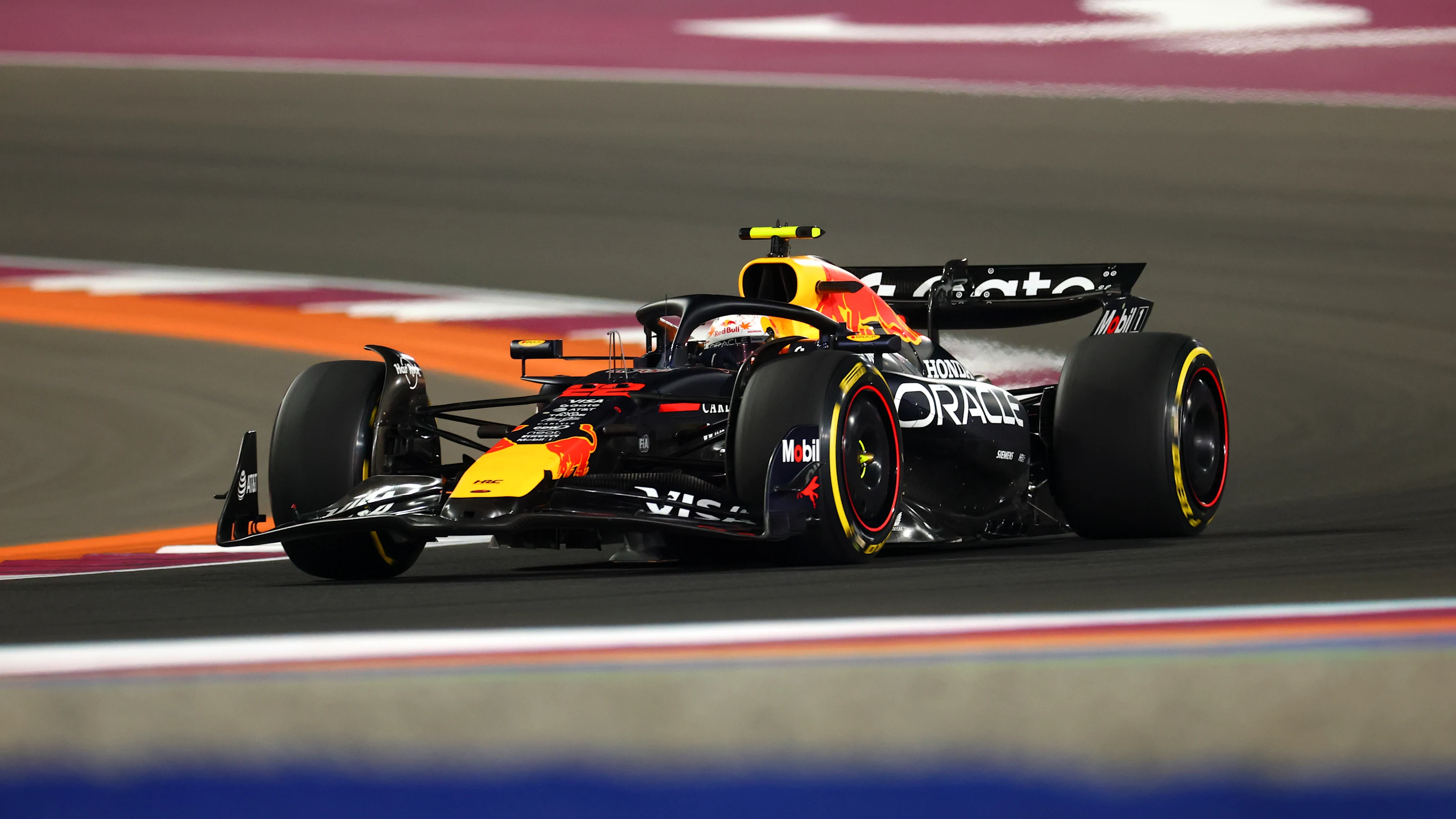 LUSAIL CITY, QATAR - NOVEMBER 29: Yuki Tsunoda of Japan driving the (22) Oracle Red Bull Racing