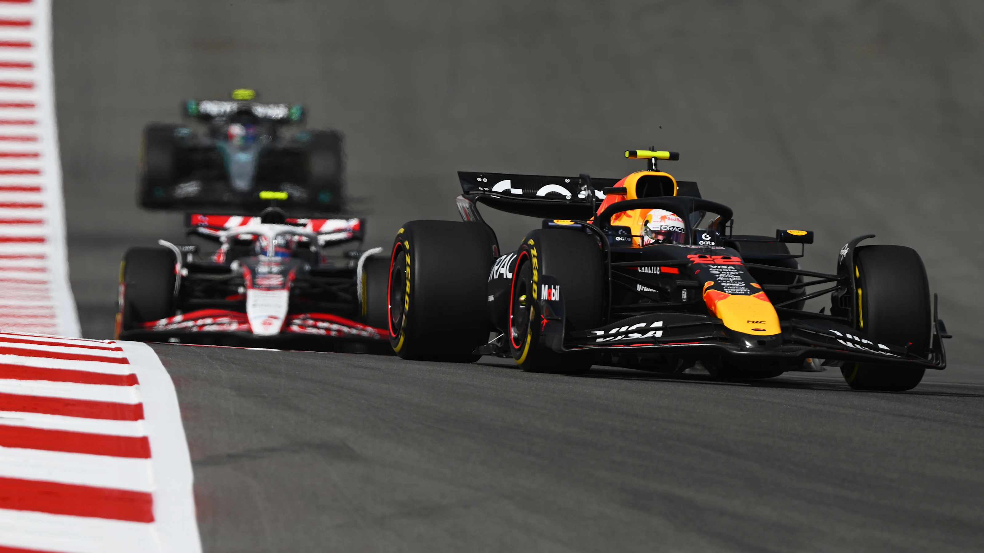 AUSTIN, TEXAS - OCTOBER 18: Yuki Tsunoda of Japan driving the (22) Oracle Red Bull Racing RB21