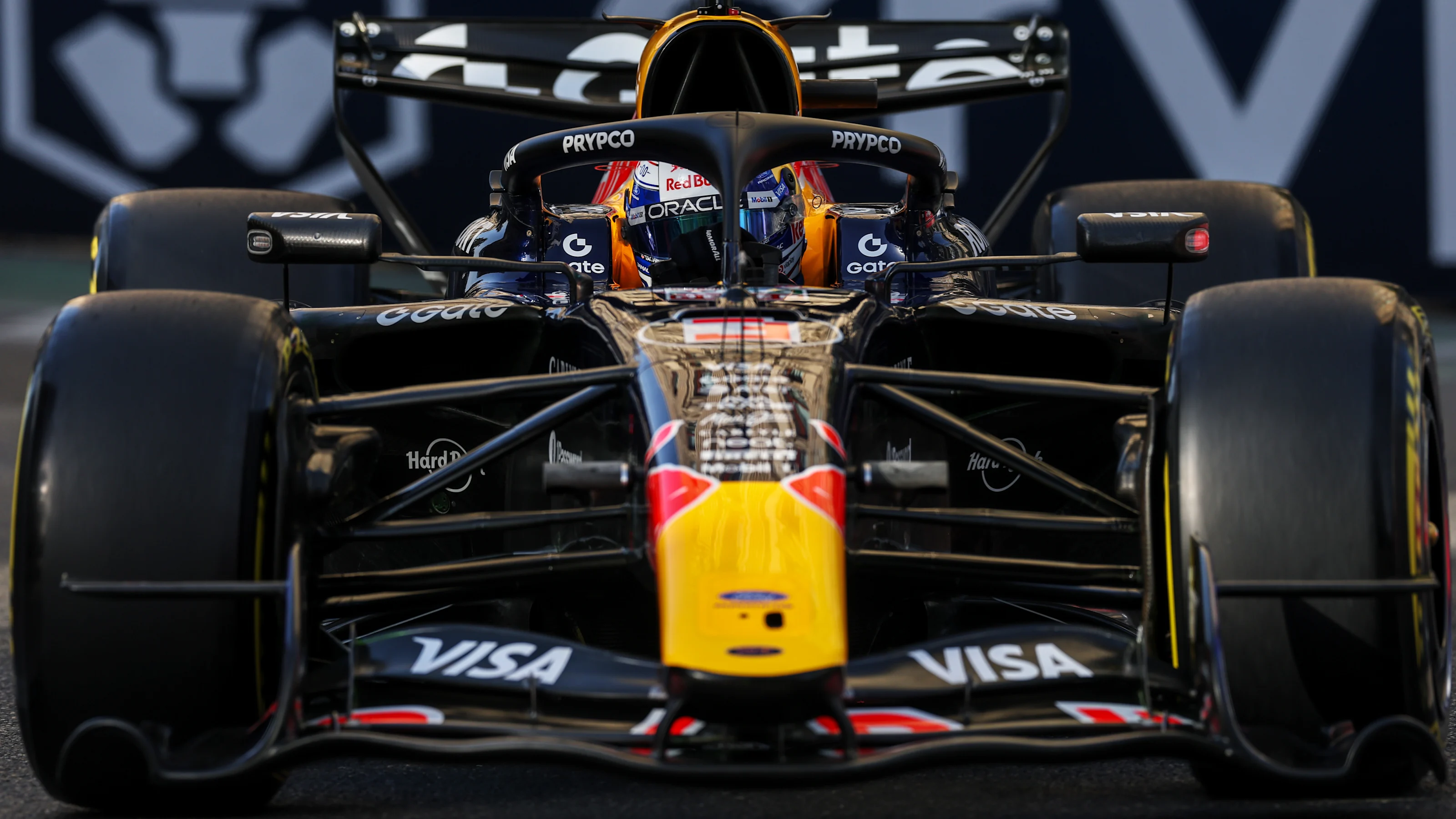 BAKU, AZERBAIJAN - SEPTEMBER 24:  Max Verstappen of the Netherlands driving the (3) Oracle Red Bull
