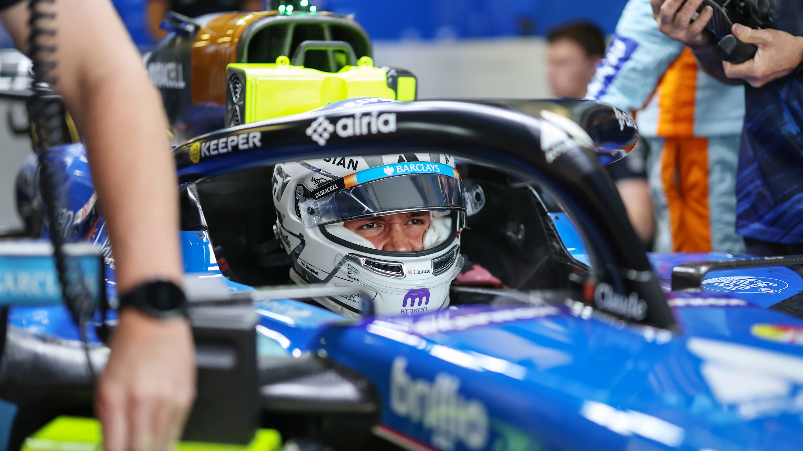 BAKU, AZERBAIJAN - SEPTEMBER 25: Alexander Albon of Thailand and Williams prepares to drive during