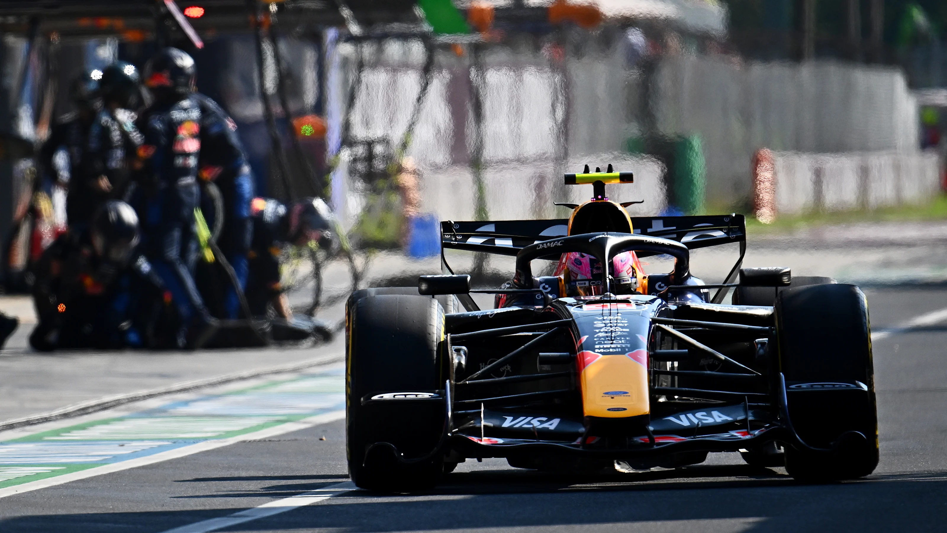 MONZA, ITALY - SEPTEMBER 06: Liam Lawson of New. Zealand driving the (30) Oracle Red Bull Racing