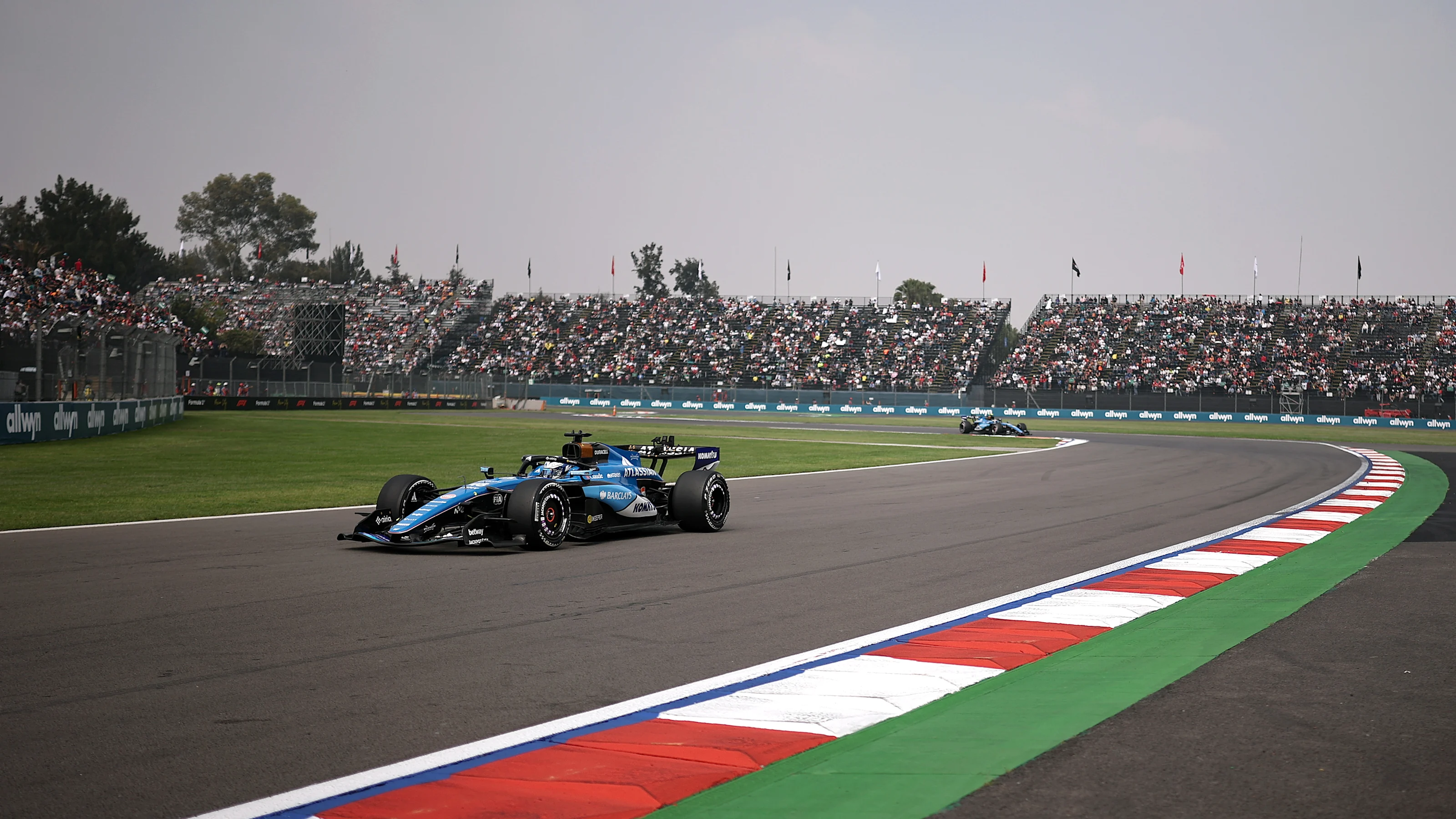 MEXICO CITY, MEXICO - OCTOBER 30: Luke Browning of Great Britain driving the (46) Williams FW48
