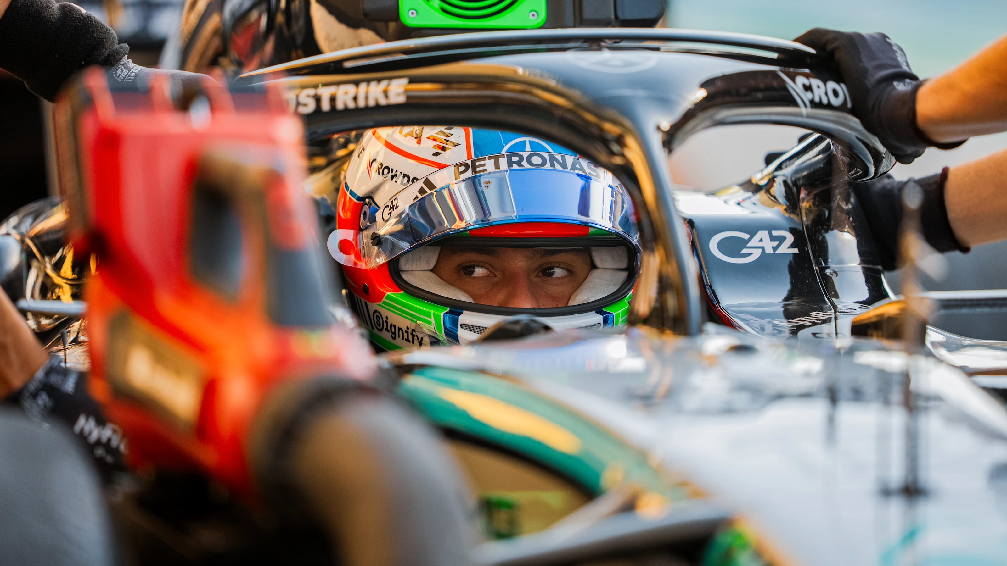 BAHRAIN, BAHRAIN - FEBRUARY 19: Andrea Kimi Antonelli of Italy driving the (12) Mercedes AMG