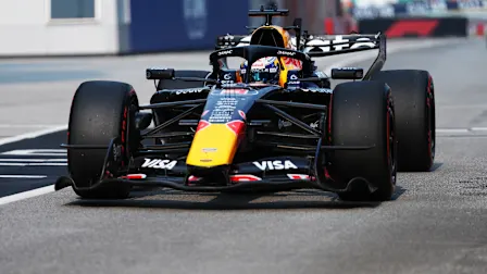 KUALA LUMPUR, MALAYSIA - OCTOBER 03: Max Verstappen of the Netherlands driving the (3) Oracle Red