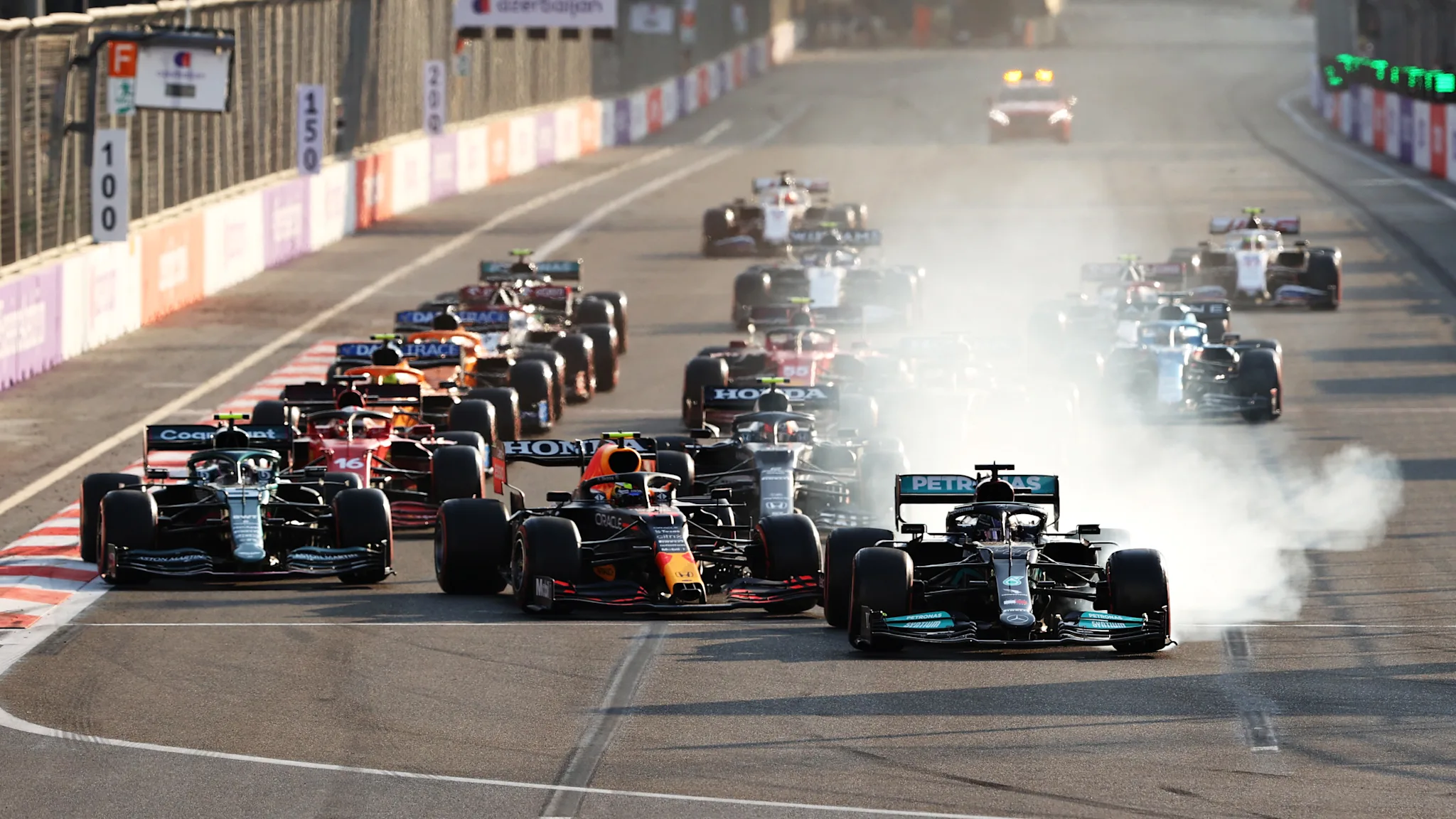 Can Hamilton shake off his Baku bad luck?
