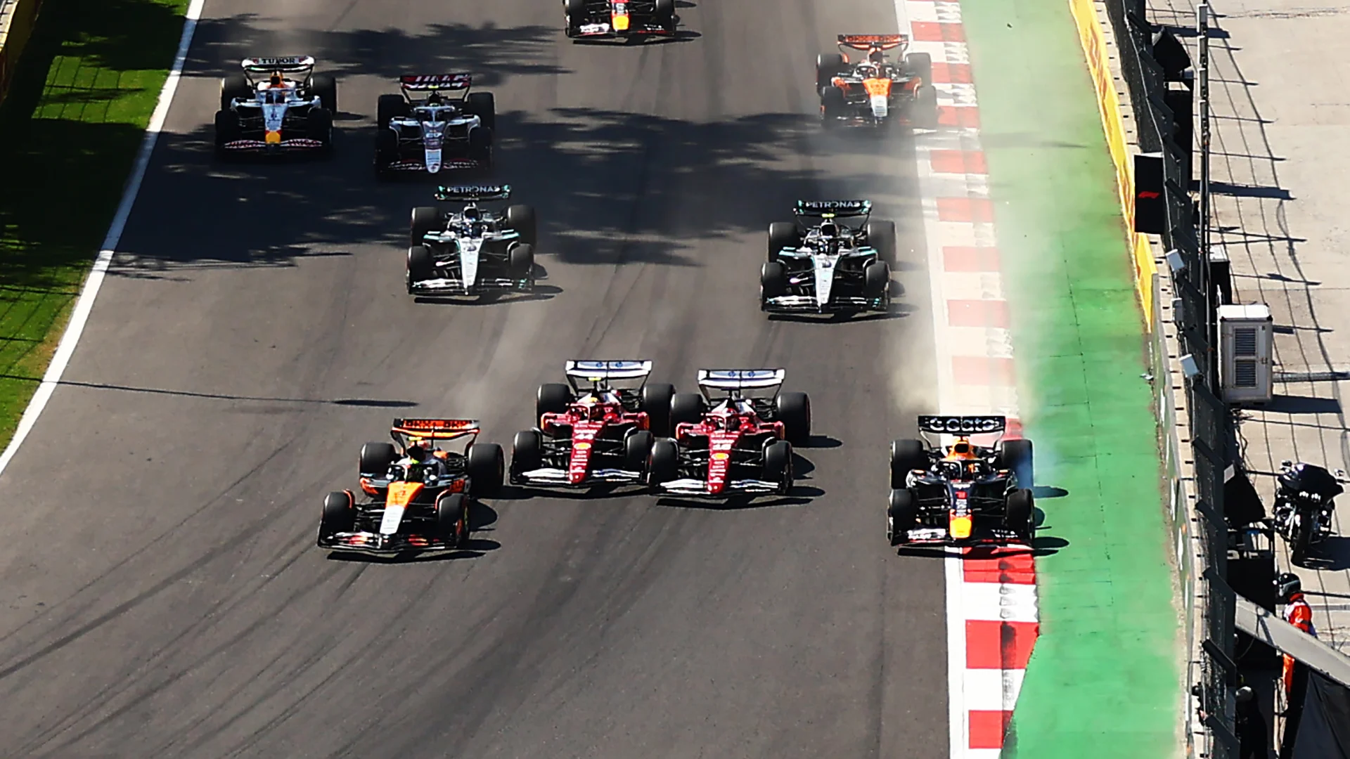 Verstappen Faces Backlash for Aggressive Driving in Mexico