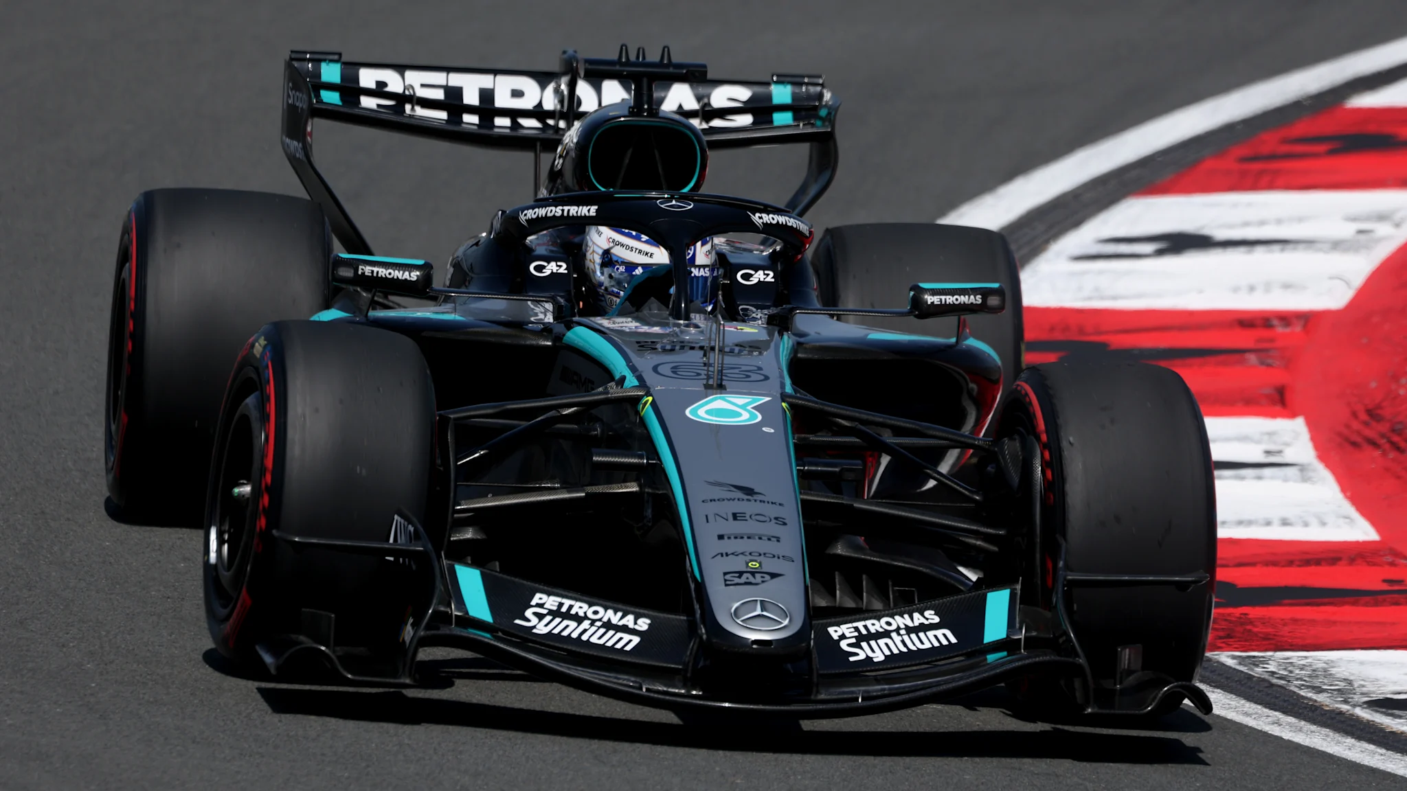 러셀이 우승을 차지한 차이나 스프린트 경기 하이라이트를 시청하세요.