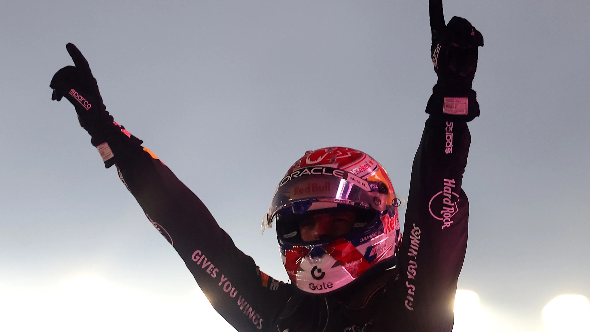 Verstappen seals commanding Singapore victory