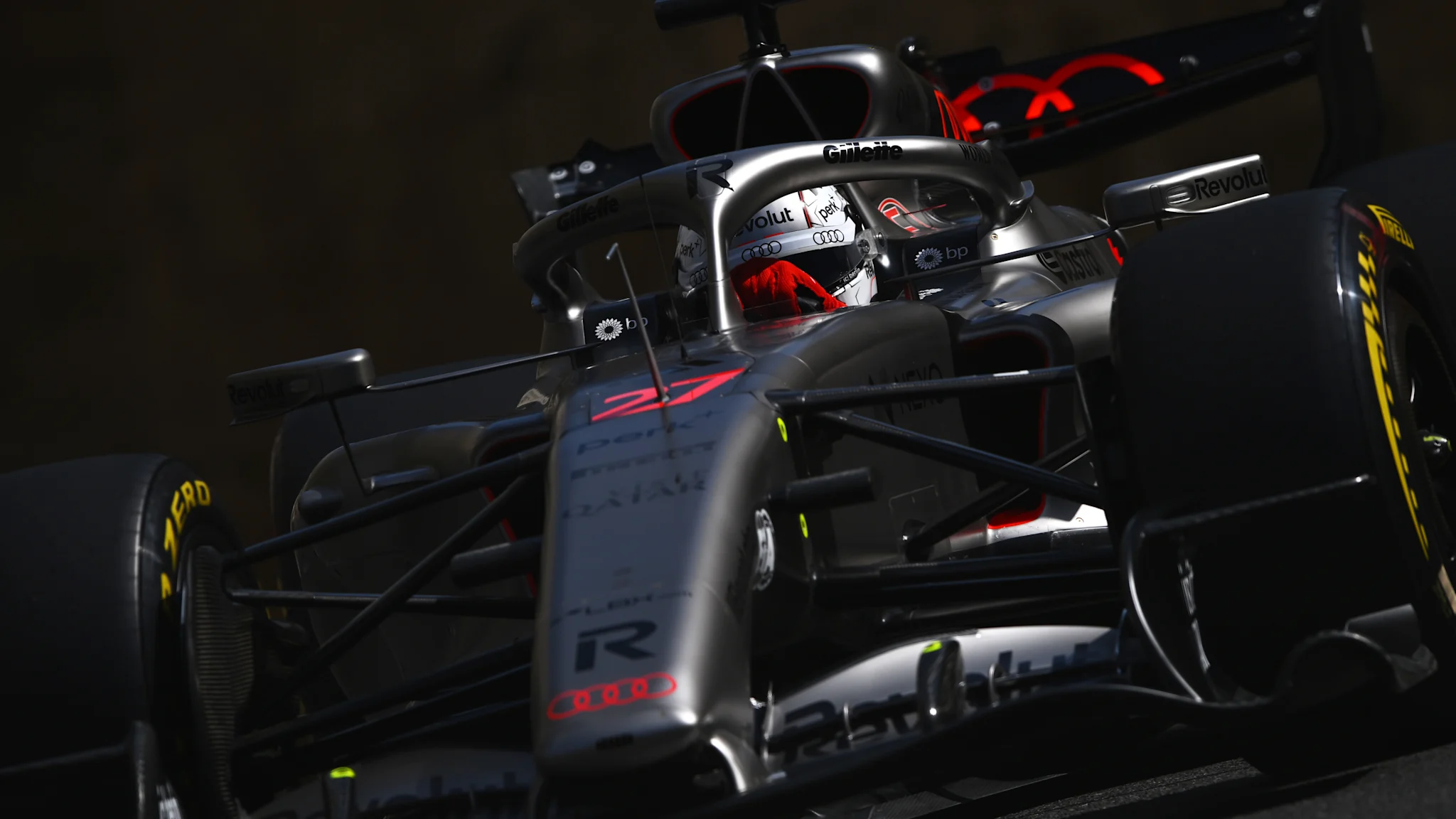 Mercedes Dominates Baku Qualifying as Russell Claims Commanding Pole
