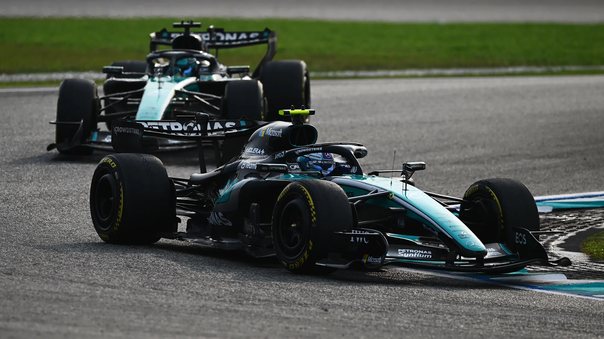 Mercedes usará especificações aerodinâmicas distintas em Singapura para comparação direta