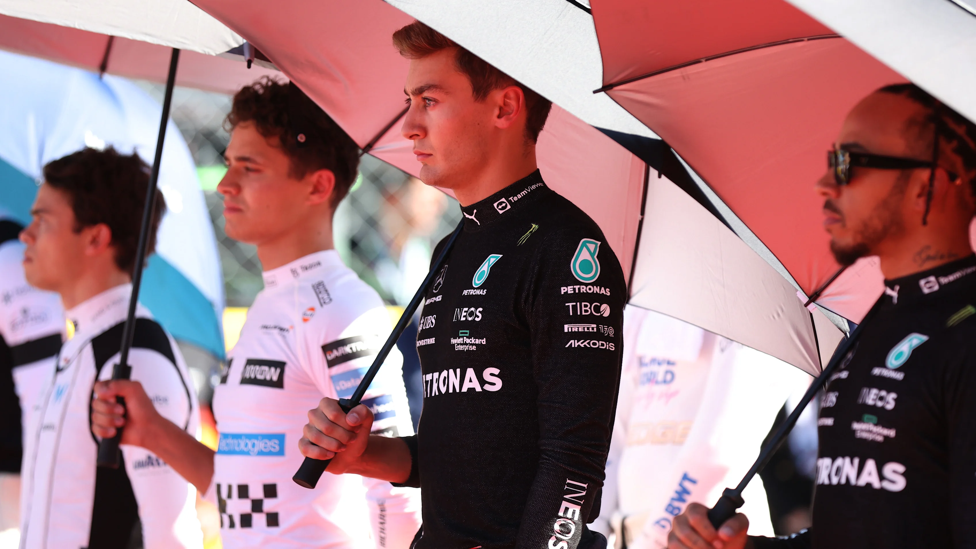 MONZA, ITALY - SEPTEMBER 11: Lando Norris of Great Britain and McLaren, George Russell of Great