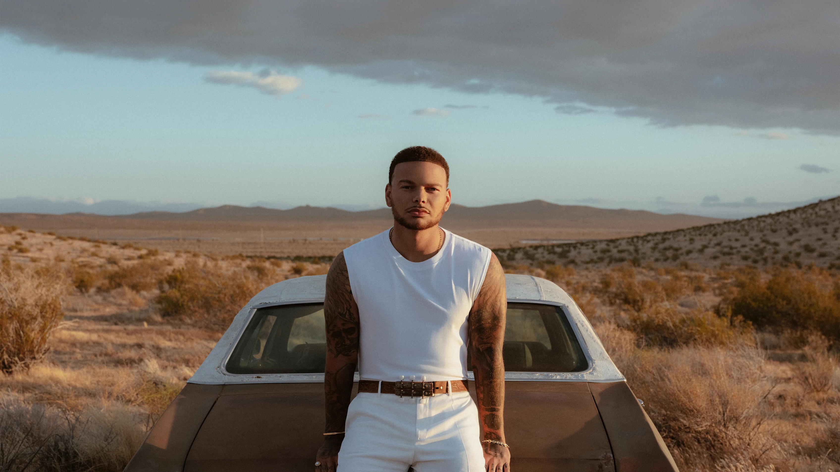 Kane Brown's performance will lead into the driver introductions and Drivers' Parade