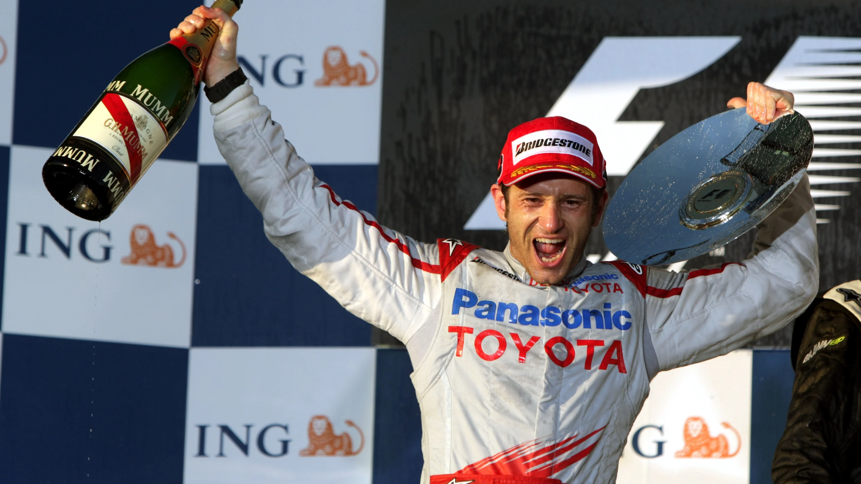 Jarno Trulli (ITA) Toyota on the podium. Formula One World Championship, Rd 1, Australian Grand