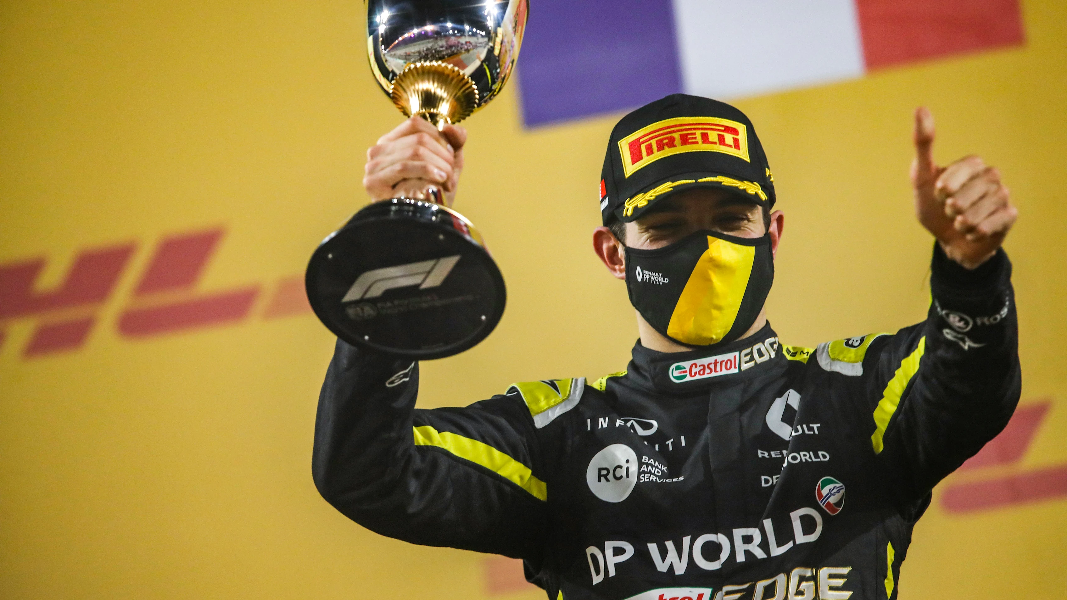 BAHRAIN INTERNATIONAL CIRCUIT, BAHRAIN - DECEMBER 06: Esteban Ocon, Renault F1, 2nd position, with