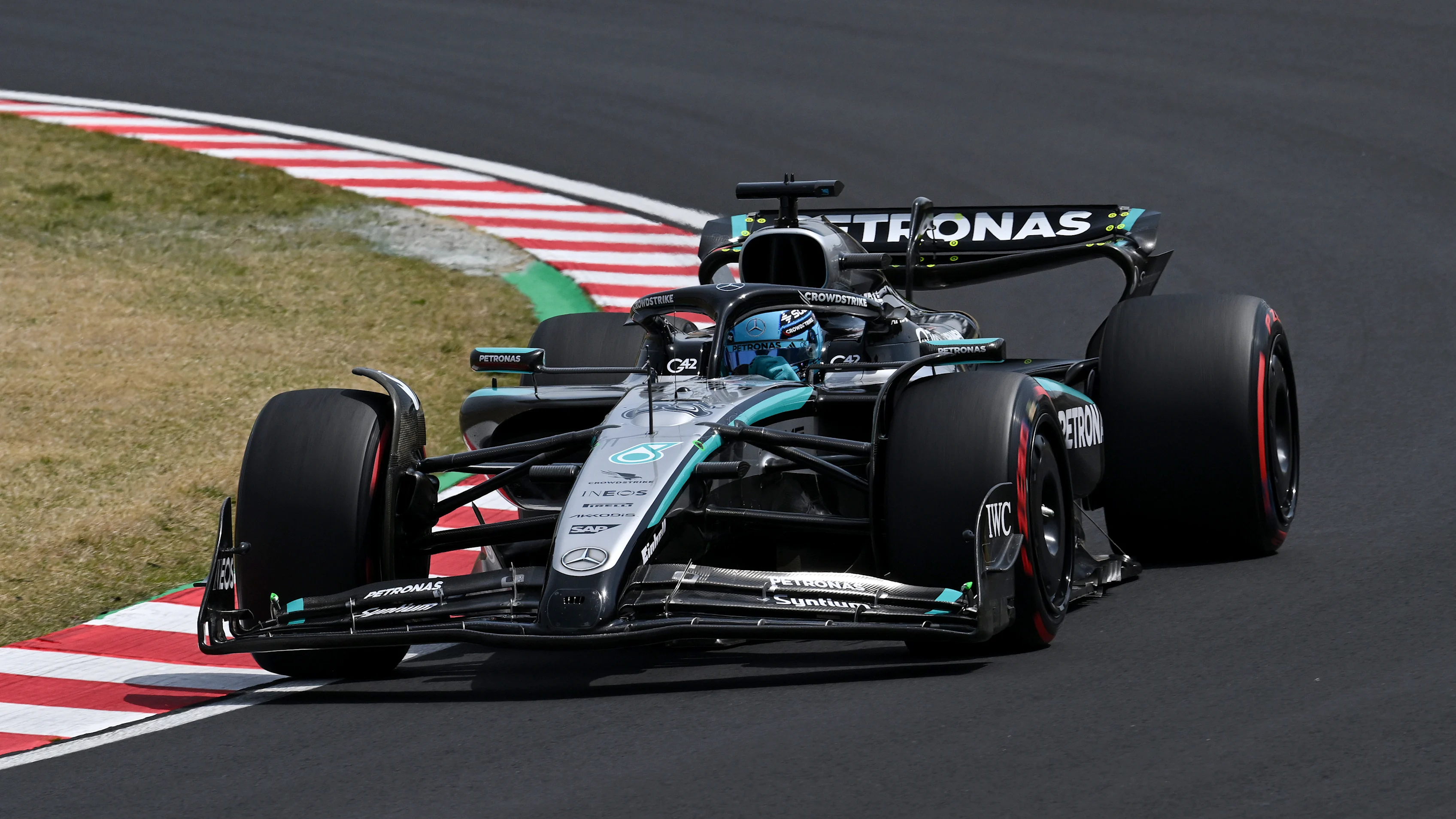 SUZUKA, JAPAN - APRIL 05: George Russell of Great Britain driving the (63) Mercedes AMG Petronas F1